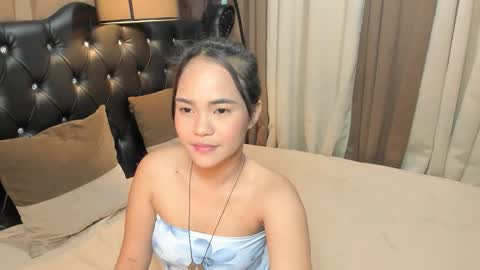 Anna online show from 10-23-25, 04:28