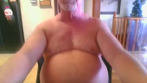 Snapshot of pussylover1365 chatting on 01-11-25, 04:36 pussylover1365 online show from 01-11-25, 04:36