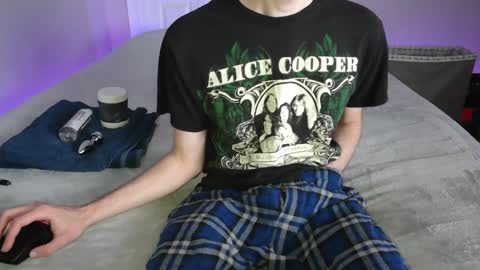 pussylover2182 online show from 12-23-24, 07:49