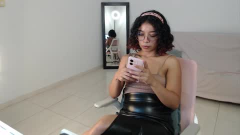 Izumi online show from 02-24-25, 01:57