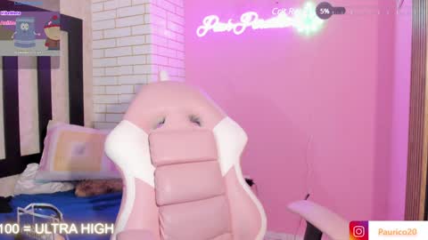 Snapshot of putipaula2 chatting on 12-24-24, 07:00 Pau online show from 12-24-24, 07:00