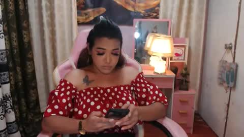 Snapshot of pythoncock4u chatting on 03-06-25, 11:03 Queen Agatha online show from 03-06-25, 11:03