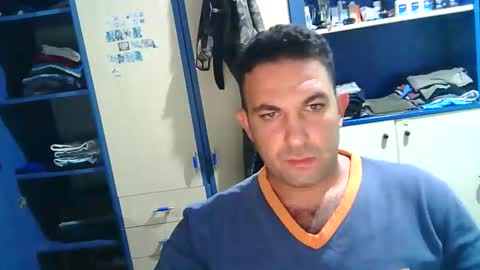 qsatan_6969 online show from 11-02-25, 09:28