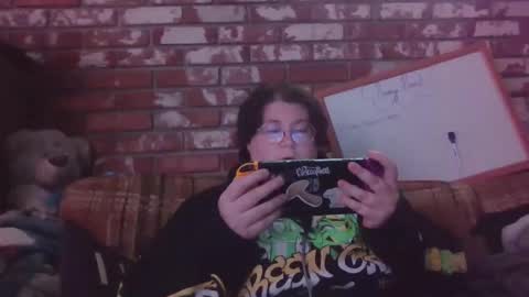 Snapshot of qtbisuccubi chatting on 01-12-26, 07:30 Br4tty Bunny online show from 01-12-26, 07:30