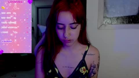 Snapshot of quee_tiana chatting on 11-26-25, 06:25 your princess online show from 11-26-25, 06:25