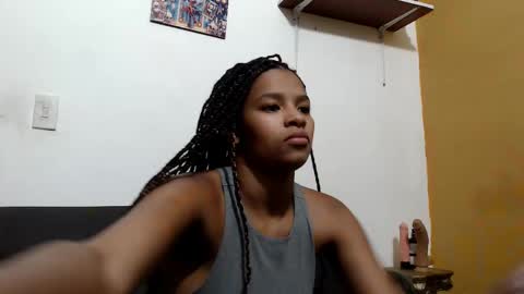 Snapshot of queeen_bee1 chatting on 01-03-25, 07:49 queeen_bee1 online show from 01-03-25, 07:49