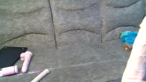 queen014 online show from 01-13-26, 05:40