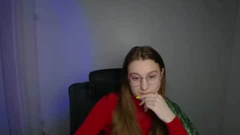 Amelie online show from 02-15-26, 06:32