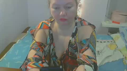 queen_jane8 online show from 12-24-24, 08:27
