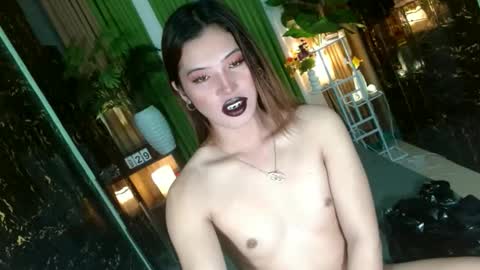 Kendal  online here from 6am-3pm philippine time online show from 11-28-25, 10:12