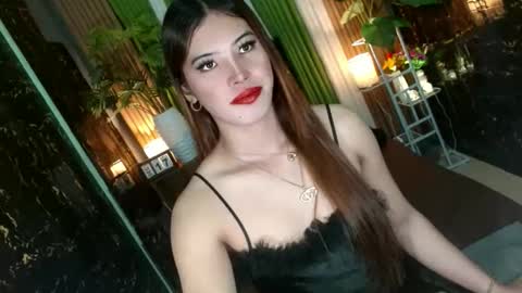 Kendal  online here from 6am-3pm philippine time online show from 12-16-25, 11:10