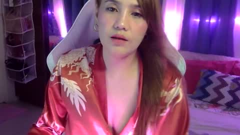 Snapshot of queen_kur chatting on 09-11-25, 04:29 QueenHennessy online show from 09-11-25, 04:29