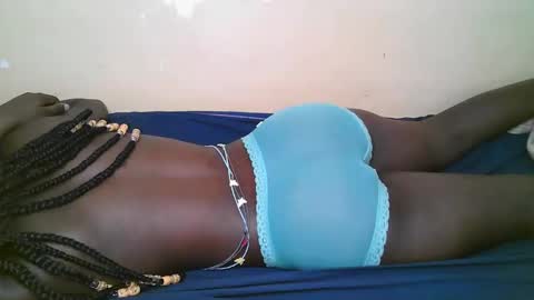 queen_latasha online show from 12-03-25, 04:09