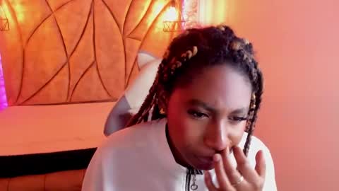   online show from 01-12-25, 05:33