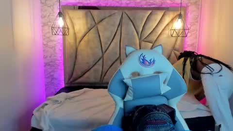   online show from 03-07-25, 12:01