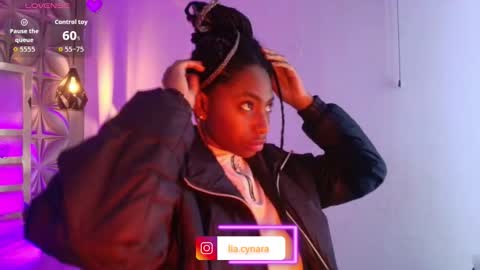 Snapshot of queen_perla_ chatting on 02-18-26, 11:50 online show from 02-18-26, 11:50