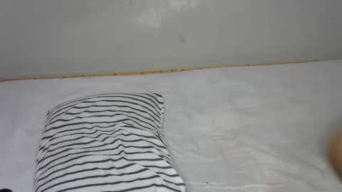 queen_polite online show from 11-29-25, 07:22