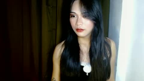 Snapshot of queena10 chatting on 02-25-25, 05:04 CALL ME YOUR QUEEN AIVY1 online show from 02-25-25, 05:04