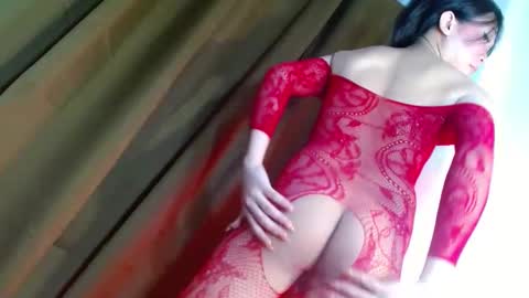 Snapshot of queena10 chatting on 03-11-25, 08:09 CALL ME YOUR QUEEN AIVY1 online show from 03-11-25, 08:09