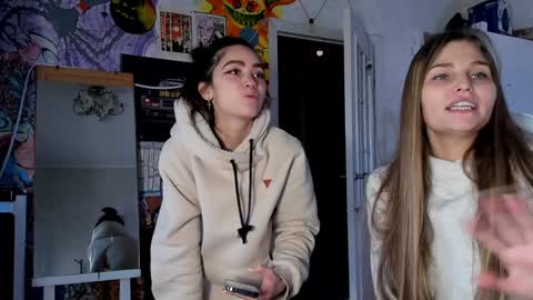 Kim online show from 09-24-25, 03:04