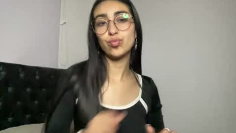 Snapshot of queenbyte_18 chatting on 07-31-26, 04:45 queenbyte_18 online show from 07-31-26, 04:45