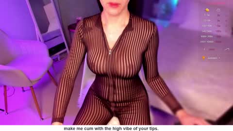 Snapshot of queendominationxx chatting on 02-13-25, 02:12 Miss Anfisa online show from 02-13-25, 02:12