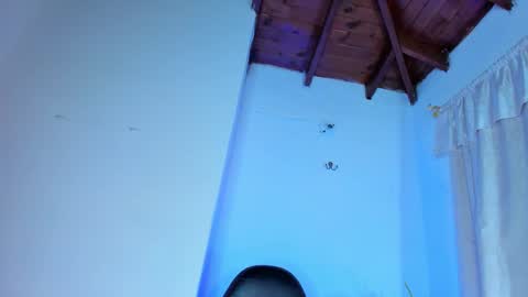 Queen online show from 02-02-26, 06:39