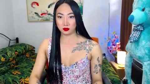 Snapshot of queenmistressts chatting on 02-02-25, 07:20 QUEEN online show from 02-02-25, 07:20