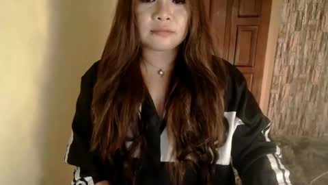 Snapshot of queenofdominant chatting on 01-12-25, 10:54 kesh online show from 01-12-25, 10:54