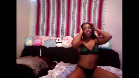 QueenOfHearts online show from 01-10-25, 07:54