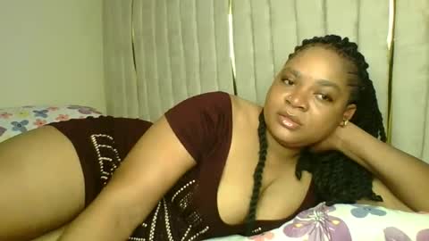 Snapshot of queenofsouls chatting on 01-02-25, 05:03 . online show from 01-02-25, 05:03