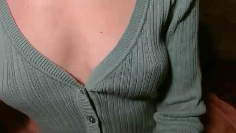 queenoftenderness online show from 04-16-26, 06:52