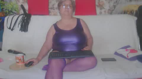 QueenPammy online show from 10-08-25, 06:11