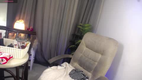 Sabrina online show from 09-28-25, 06:13