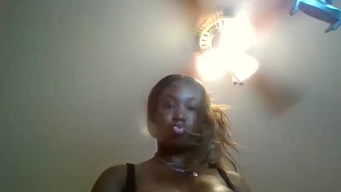 queensandyyy online show from 12-14-25, 10:58