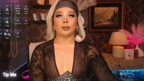 Snapshot of queensasha_destroyer chatting on 09-11-25, 11:32 queensasha_destroyer online show from 09-11-25, 11:32