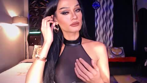 Snapshot of queenvalentinats chatting on 01-03-25, 08:21 ValentinaMoone online show from 01-03-25, 08:21