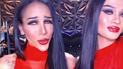 Snapshot of queenvalentinats chatting on 02-15-25, 01:21 ValentinaMoone online show from 02-15-25, 01:21