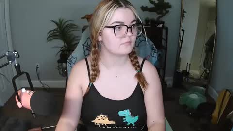 Bri online show from 02-15-26, 03:36