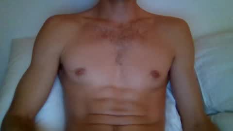 Snapshot of quiii1103 chatting on 11-24-25, 01:38 quiii1103 online show from 11-24-25, 01:38