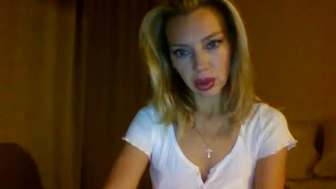 qurli24 online show from 10-24-25, 11:34