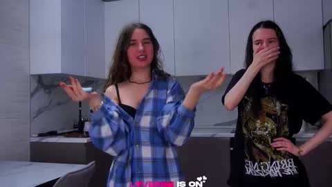 Alice online show from 01-08-26, 02:14