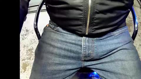 r2424 online show from 11-13-25, 05:39