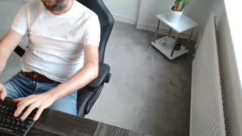 Rare online show from 11-19-25, 10:15