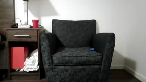 r_monkey583 online show from 10-01-25, 04:18