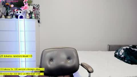 - online show from 12-21-25, 01:46