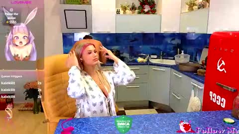 Snapshot of rabbits_couple chatting on 02-16-25, 05:04 Jess John online show from 02-16-25, 05:04