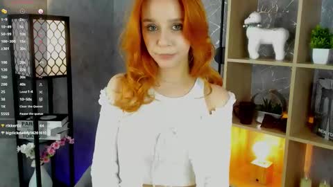 Snapshot of racheleskog chatting on 01-13-26, 03:17 Rachel online show from 01-13-26, 03:17