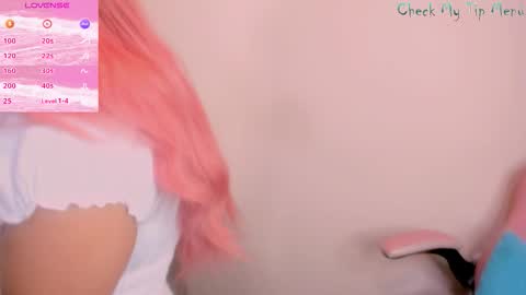 REY online show from 10-26-25, 10:43