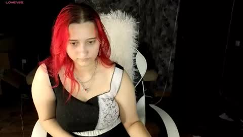 Snapshot of rachelpirce chatting on 10-27-25, 05:28 Rachel online show from 10-27-25, 05:28